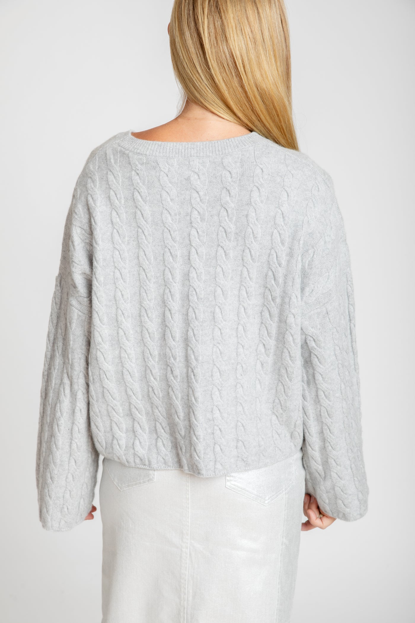 Gray bell sleeve sweater hotsell